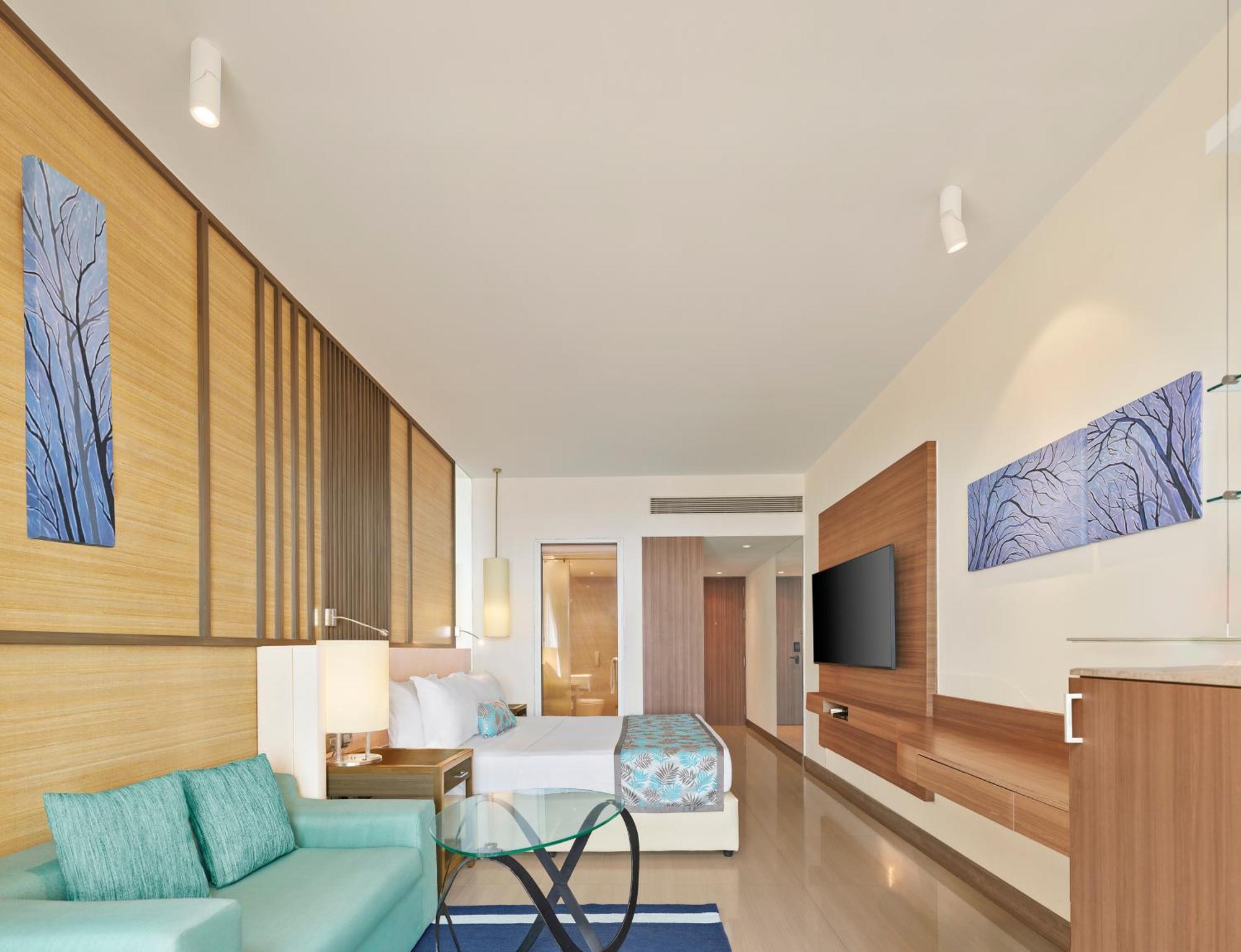 Premium Sea View Balcony Complimentary Hi-Tea on Food & Beverages